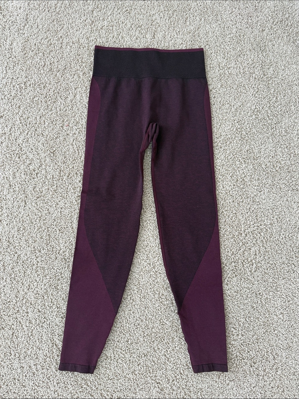 Victoria's Secret Plum and Burgundy seamless Leggings S 170/68A